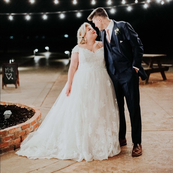 Meet the Seller! ♥️ - Picture 8 of 8